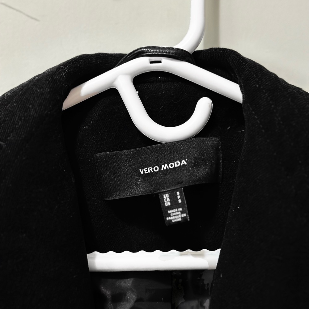 Vero Moda Overcoat - Picture 2 of 2